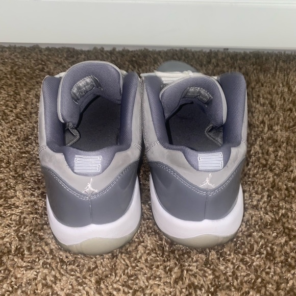 Jordan 11 Cool Grey low sz 6.5 gs - Picture 3 of 5
